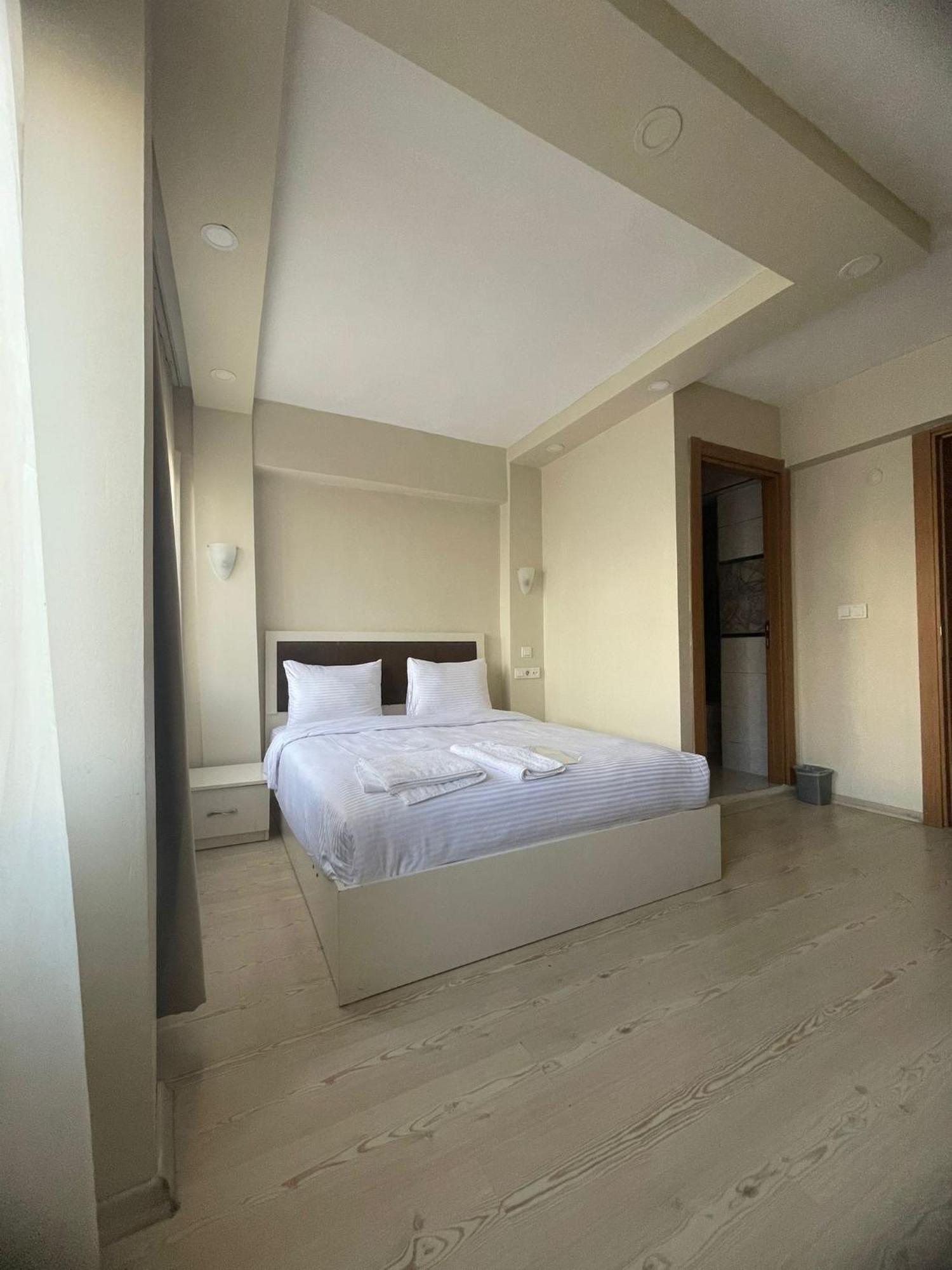 Ufuk Hotel Istanbul Exterior foto
