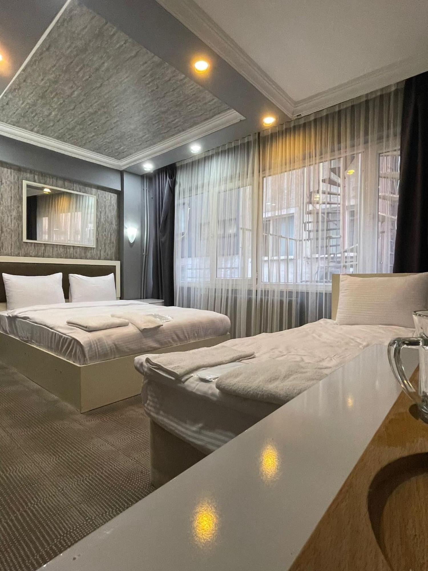 Ufuk Hotel Istanbul Exterior foto