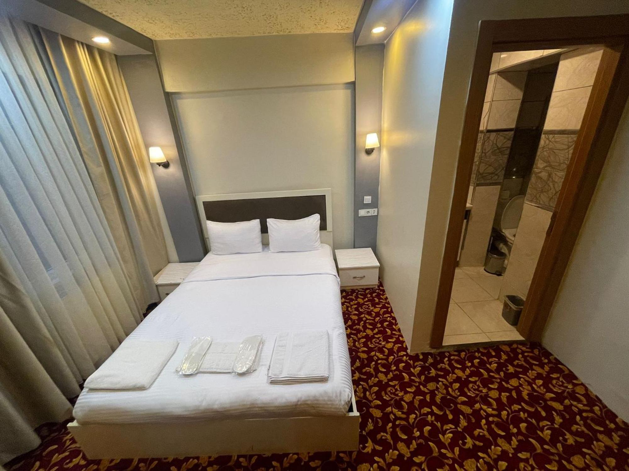 Ufuk Hotel Istanbul Exterior foto